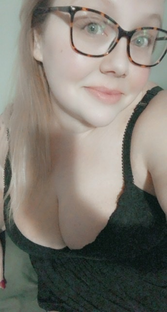 Alaska Skye — curvy, free creator from Alaska | Find Her OF