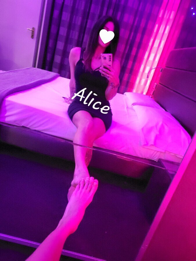 VIP☆ALICE COLLI ☆ 9% !! VIP  !! — bdsm, feet creator from Milan | Find Her OF