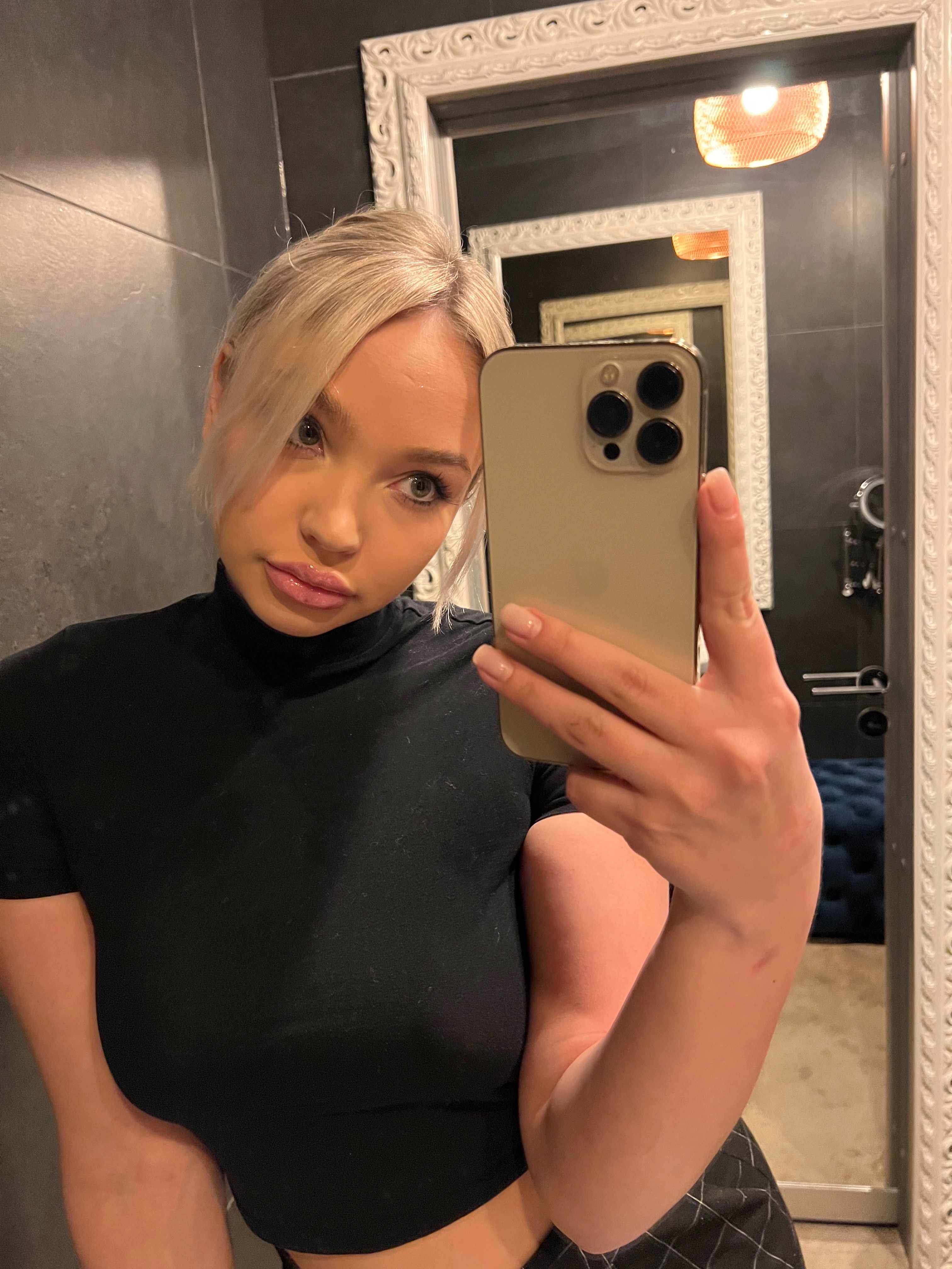 Annabel — trans creator from Tallinn | Find Her OF