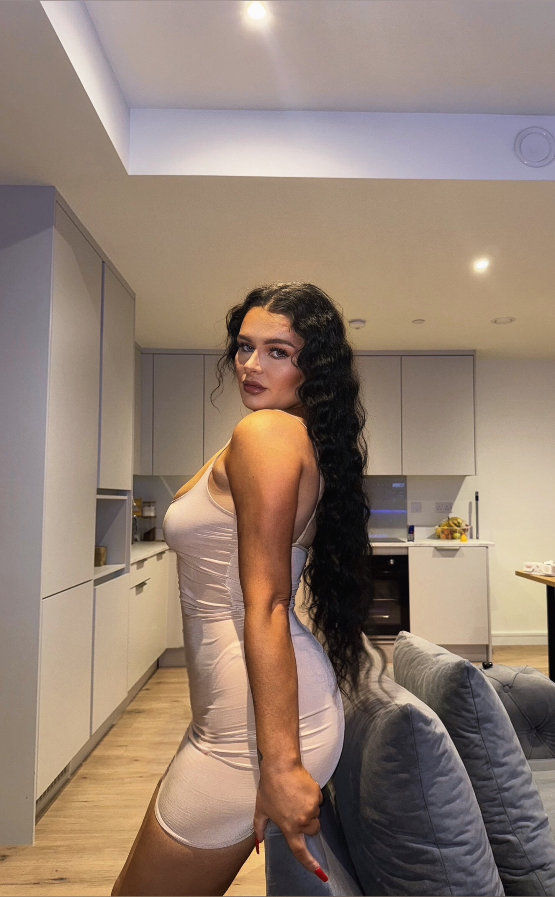 April Rozina 👸🏻 — couple creator from Dublin | Find Her OF