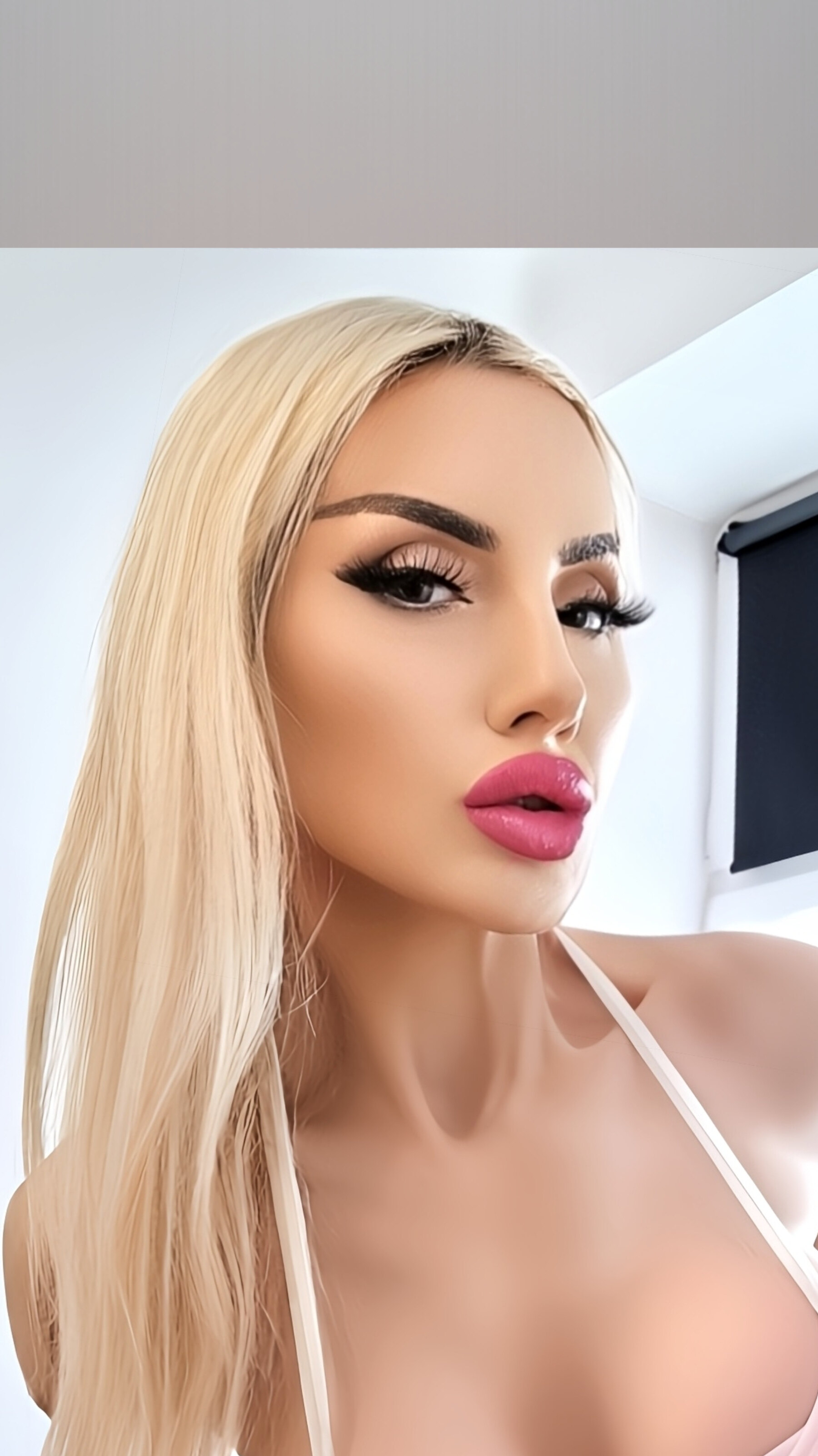 Aprilkapsreiter — new creator from Vienna | Find Her OF