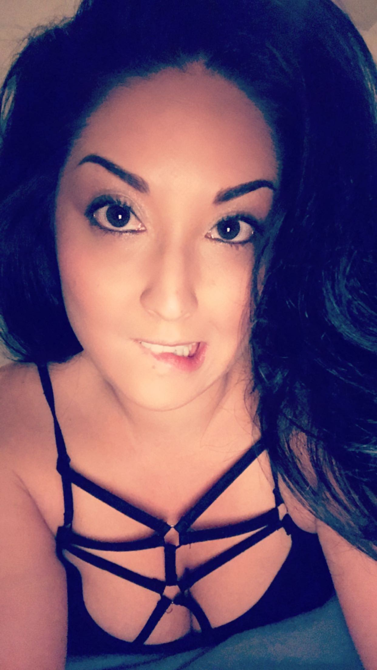 AsianBeauty — couple creator from Wyoming | Find Her OF