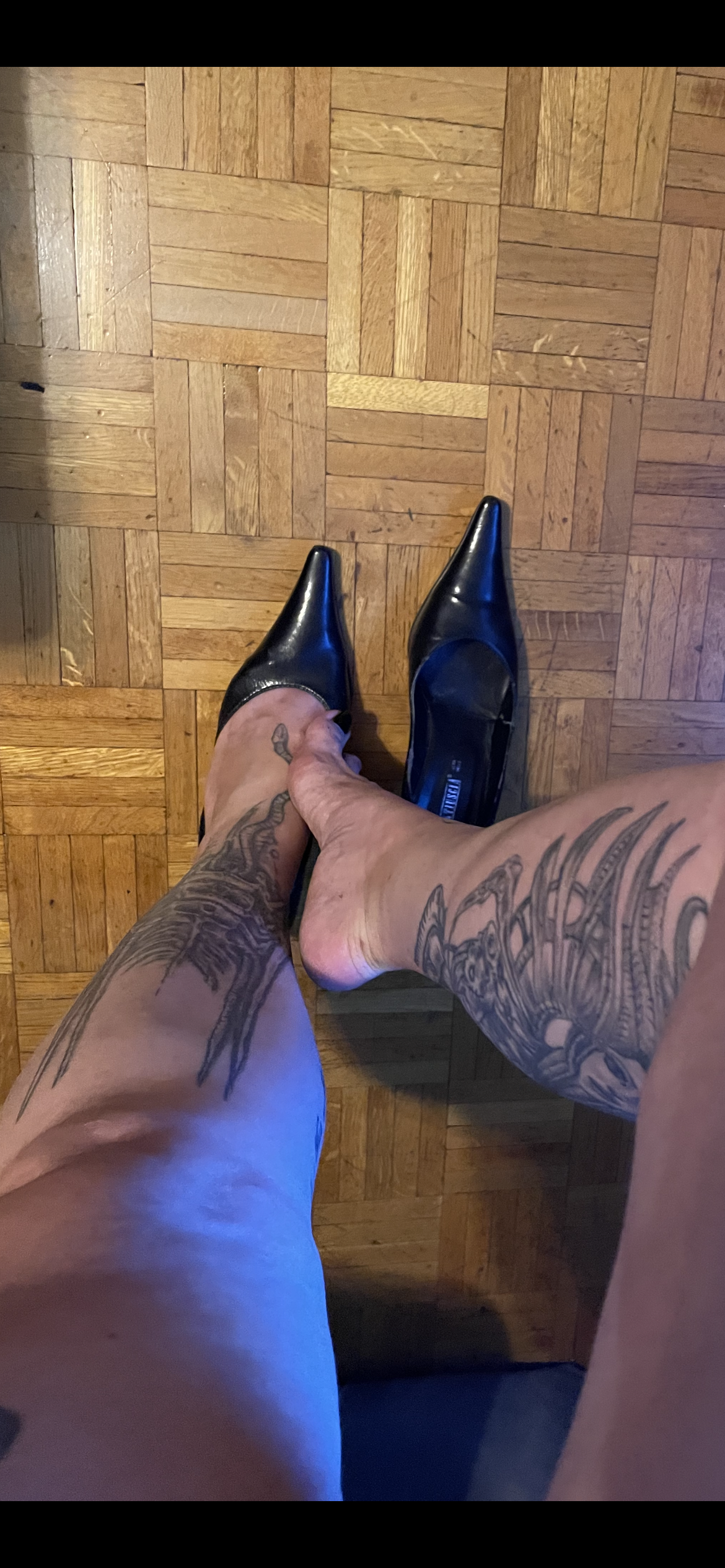 LadyFeet — feet creator from Zurich | Find Her OF