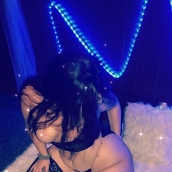 Bellaraexo — latina creator from Ann Arbor | Find Her OF