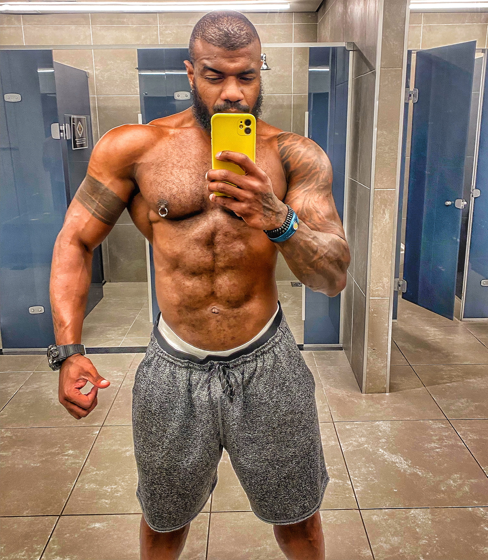 Black Muscular Brazil — guys creator from Belo Horizonte | Find Her OF