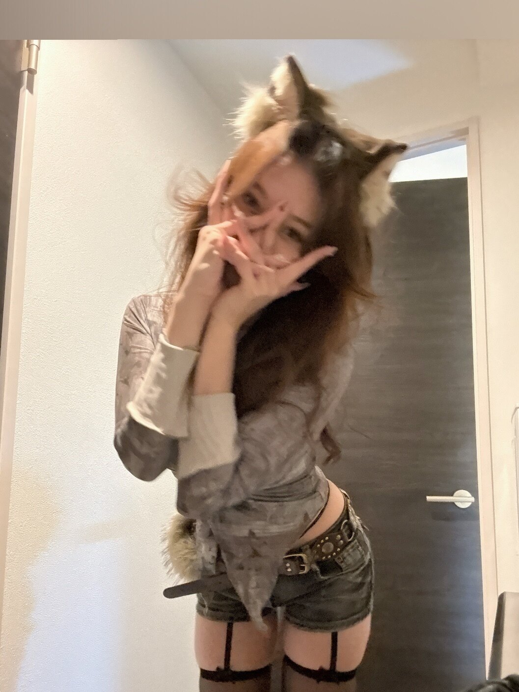 Flora ⋆｡‧˚ʚ🍓ɞ˚‧｡⋆ (@brattyflorax) — couple creator, 81,638 likes, 339 photos