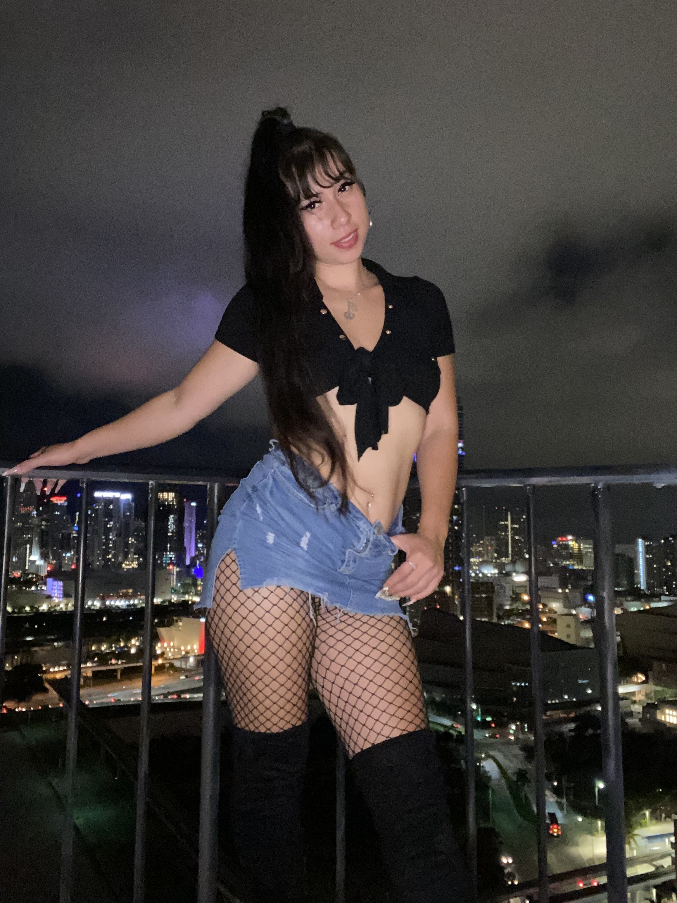 Candy Delicious 💦💦🍭💋 — new creator from Naples | Find Her OF