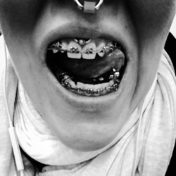 Teethshow — joi, bdsm creator from Stockholm | Find Her OF