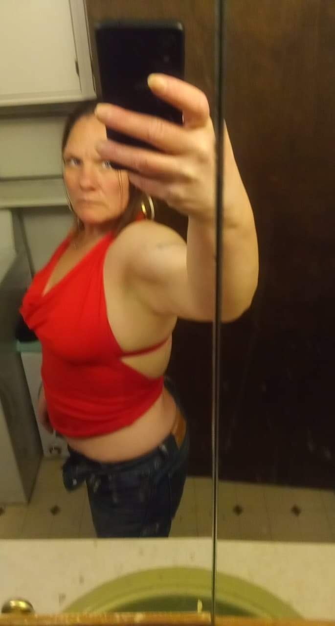 Cheyenne Winfrey — couple, petite creator from Wyoming | Find Her OF