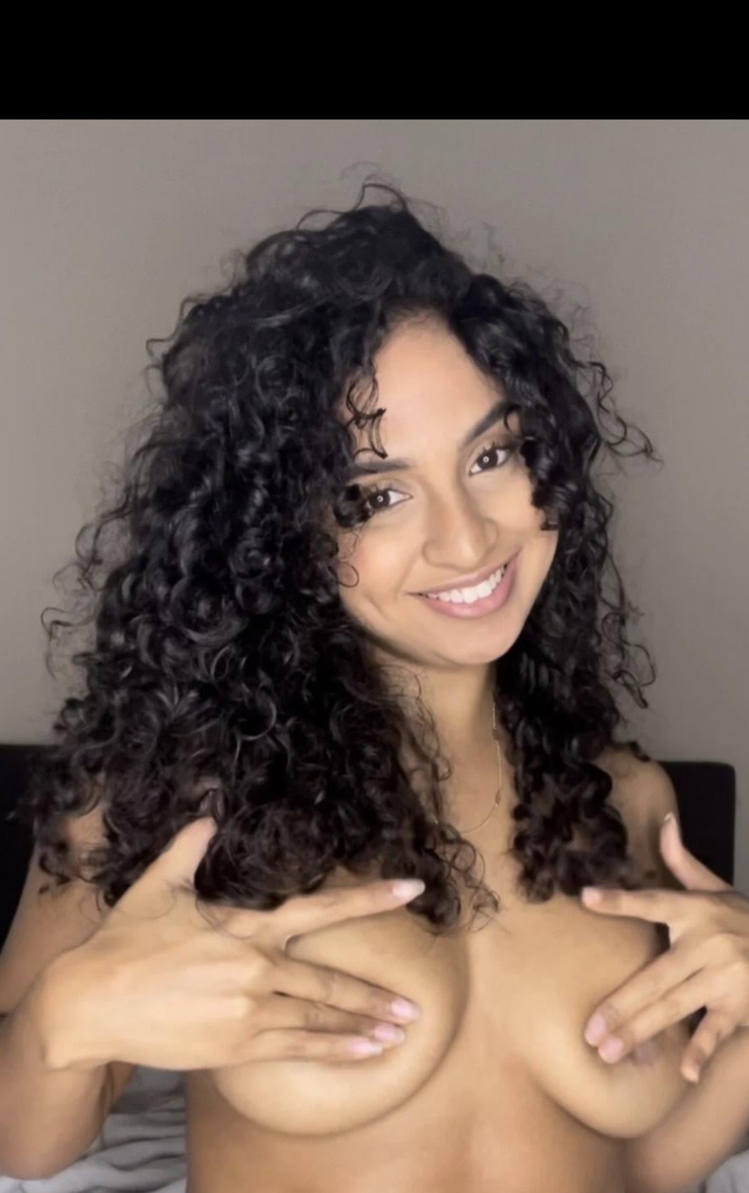 #1 PUNJABI ON ONLYFANS VIP🍊 (@clementinexo) — punjabi creator, 14,858 likes, 166 photos