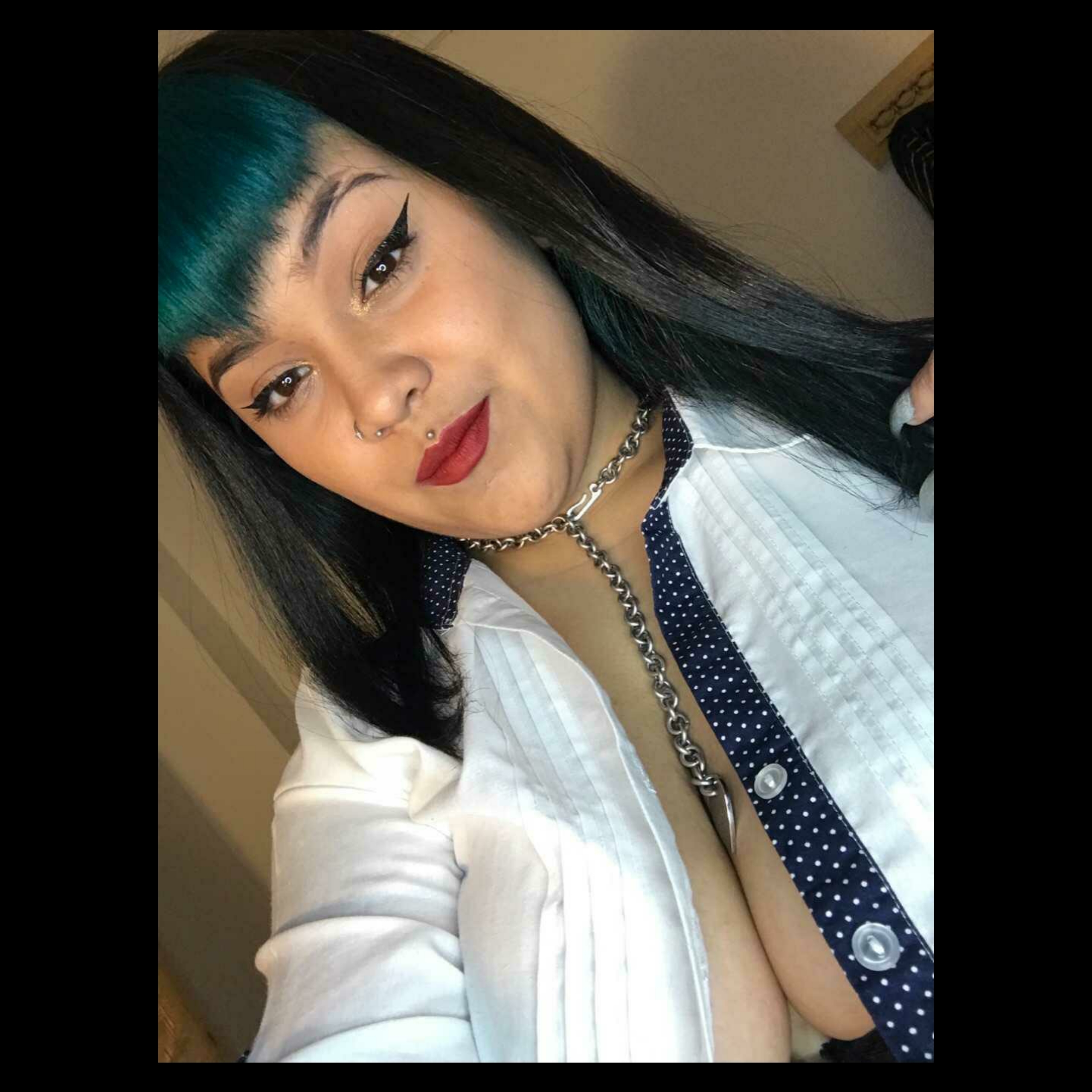Demonia — curvy creator from Alicante | Find Her OF