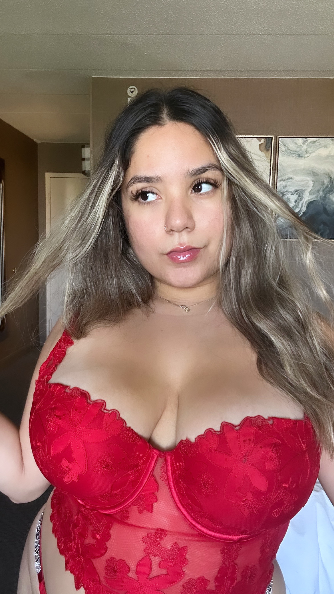 Sexy Latina babe 💋 — new, curvy creator from Wichita | Find Her OF