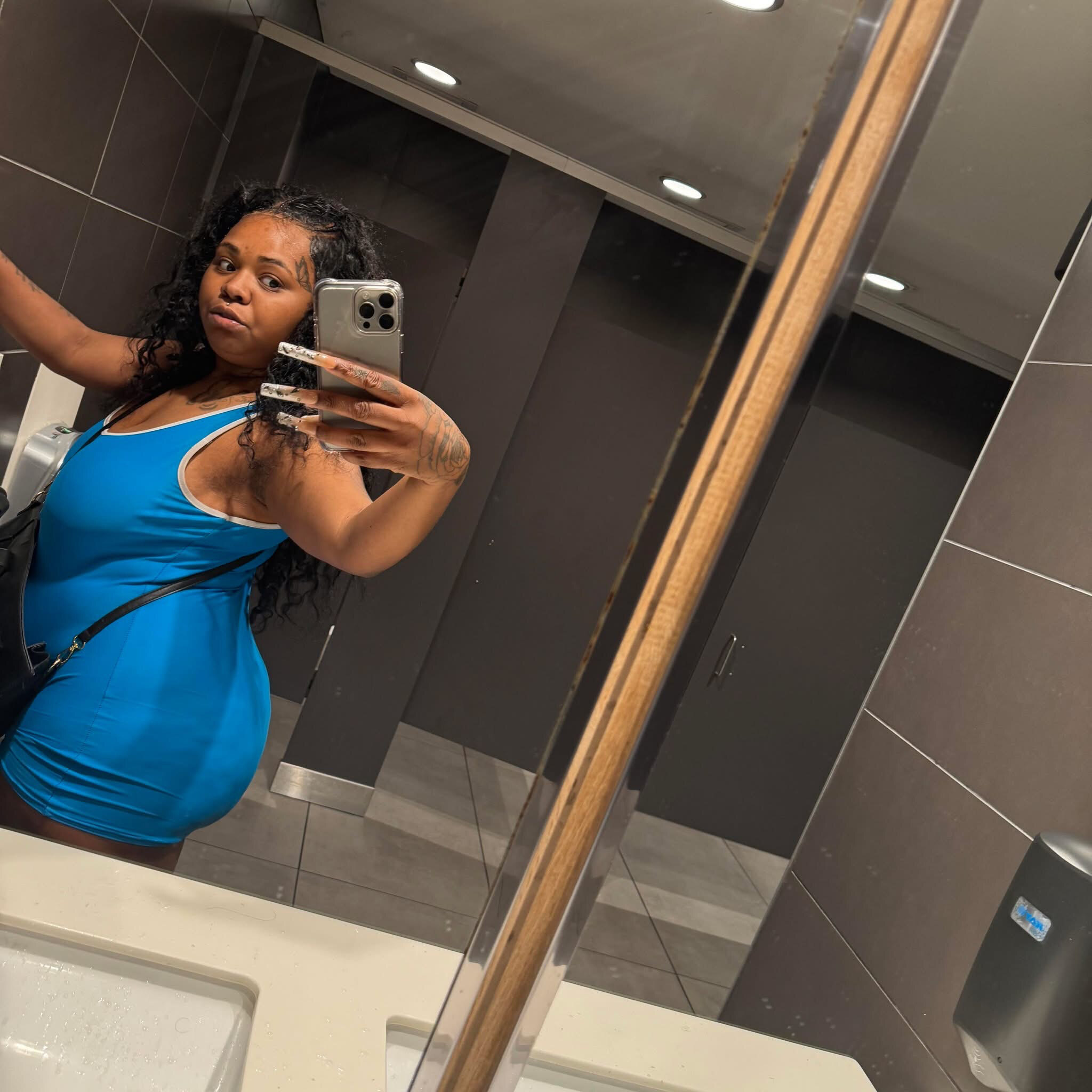 Bigbooty (@deepthroatwatkitty) — OnlyFans creator, 39,261 likes, 32 photos