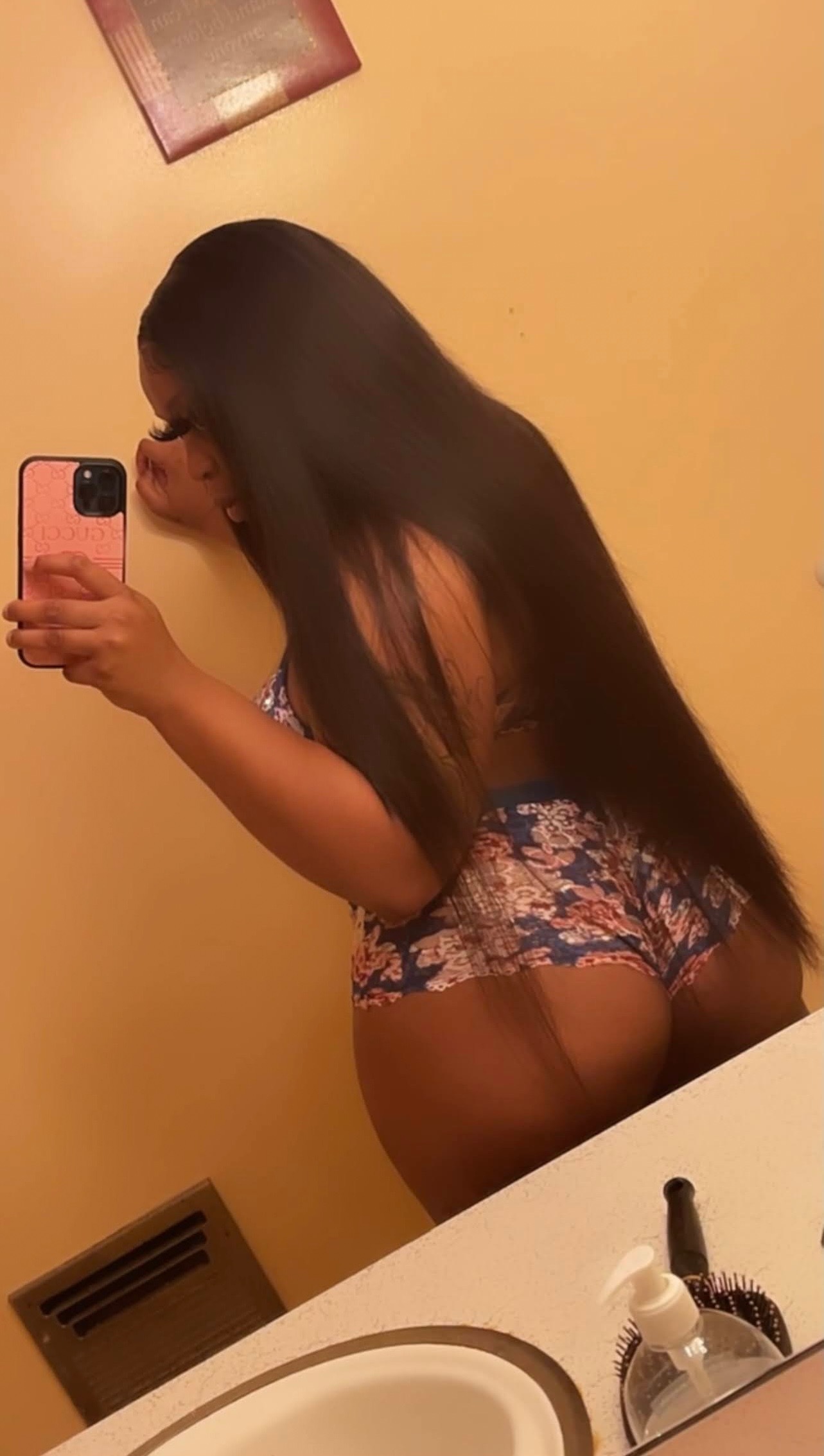Caramel — ebony creator from Little Rock | Find Her OF