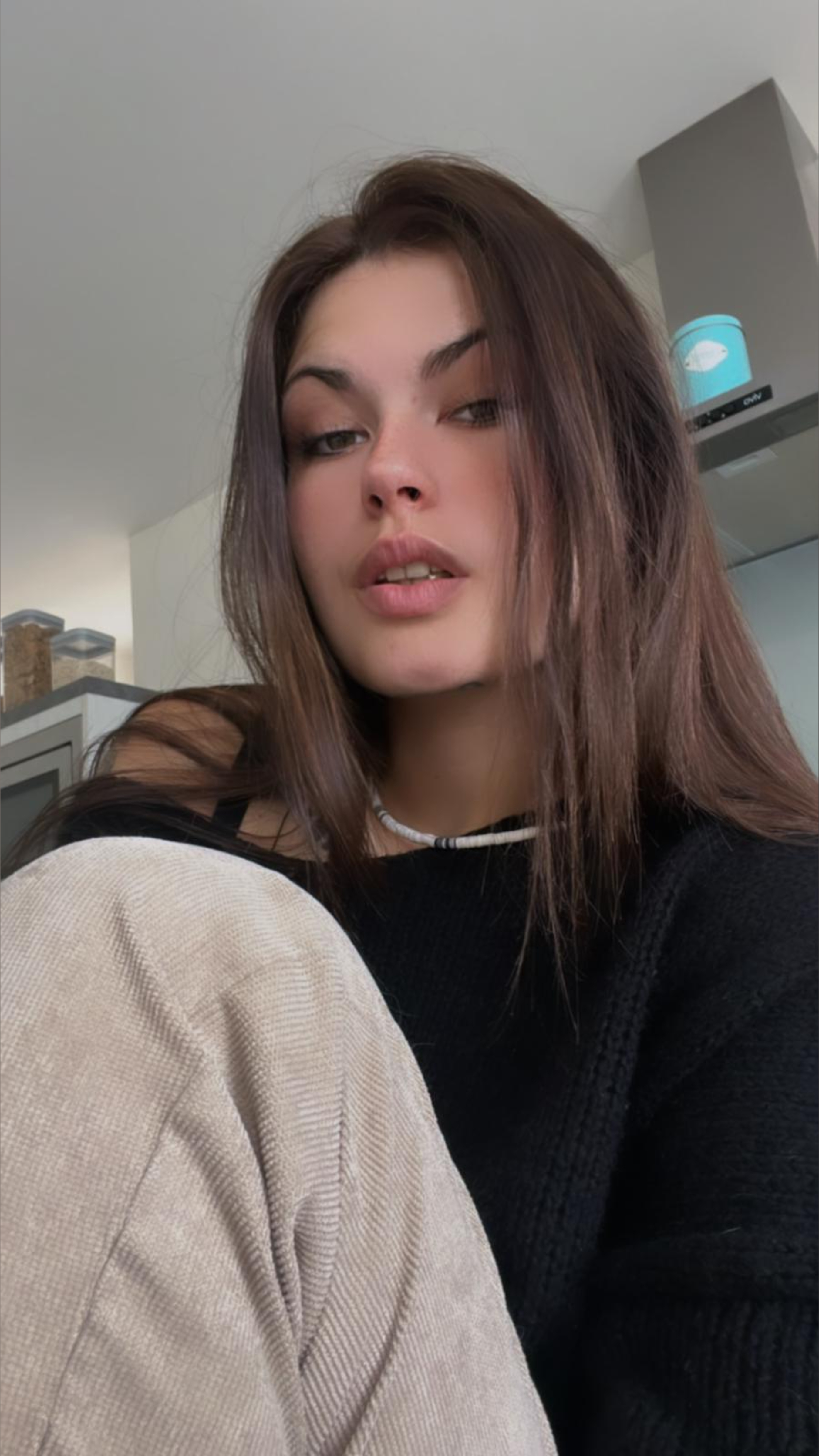 Maee' — new, petite creator from Bordeaux | Find Her OF