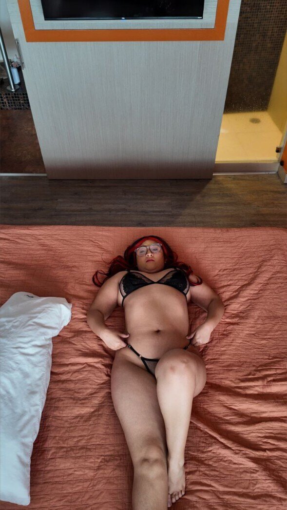 Mariana Mendoza — femdom creator from Mendoza | Find Her OF