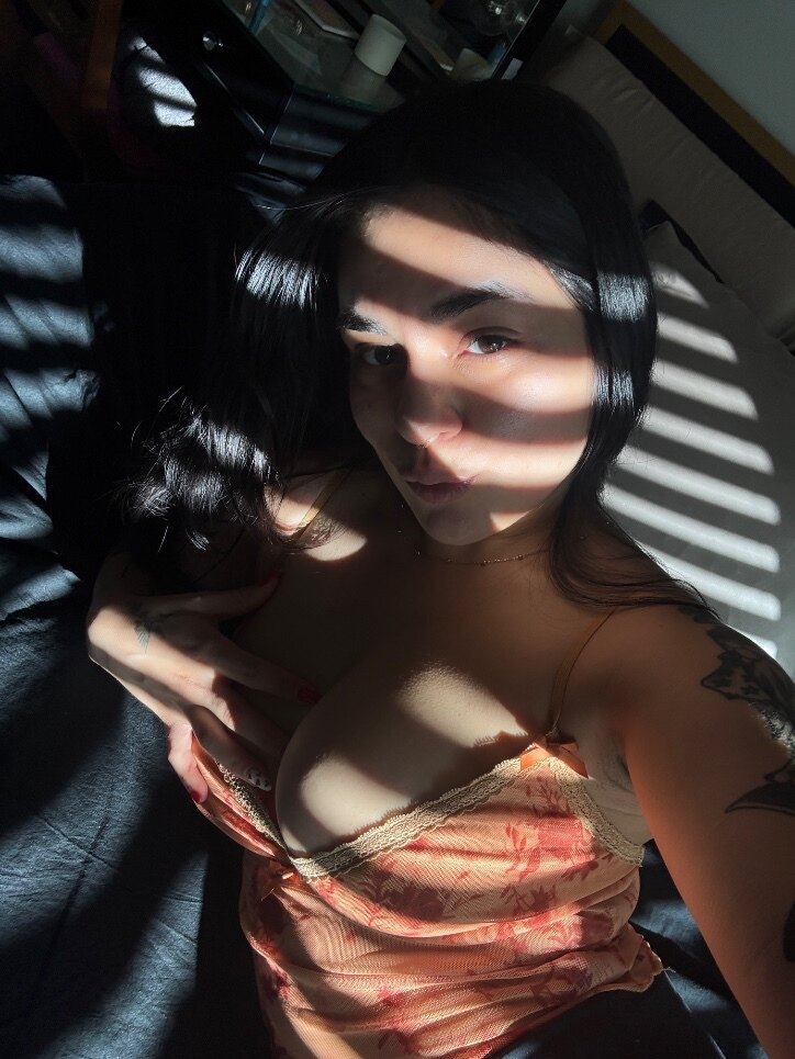Sara 🖤 — couple creator from Turin | Find Her OF