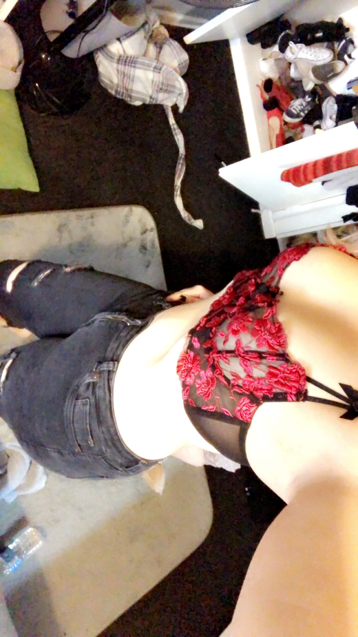 El-louisa1999 — amateur creator from Portsmouth | Find Her OF