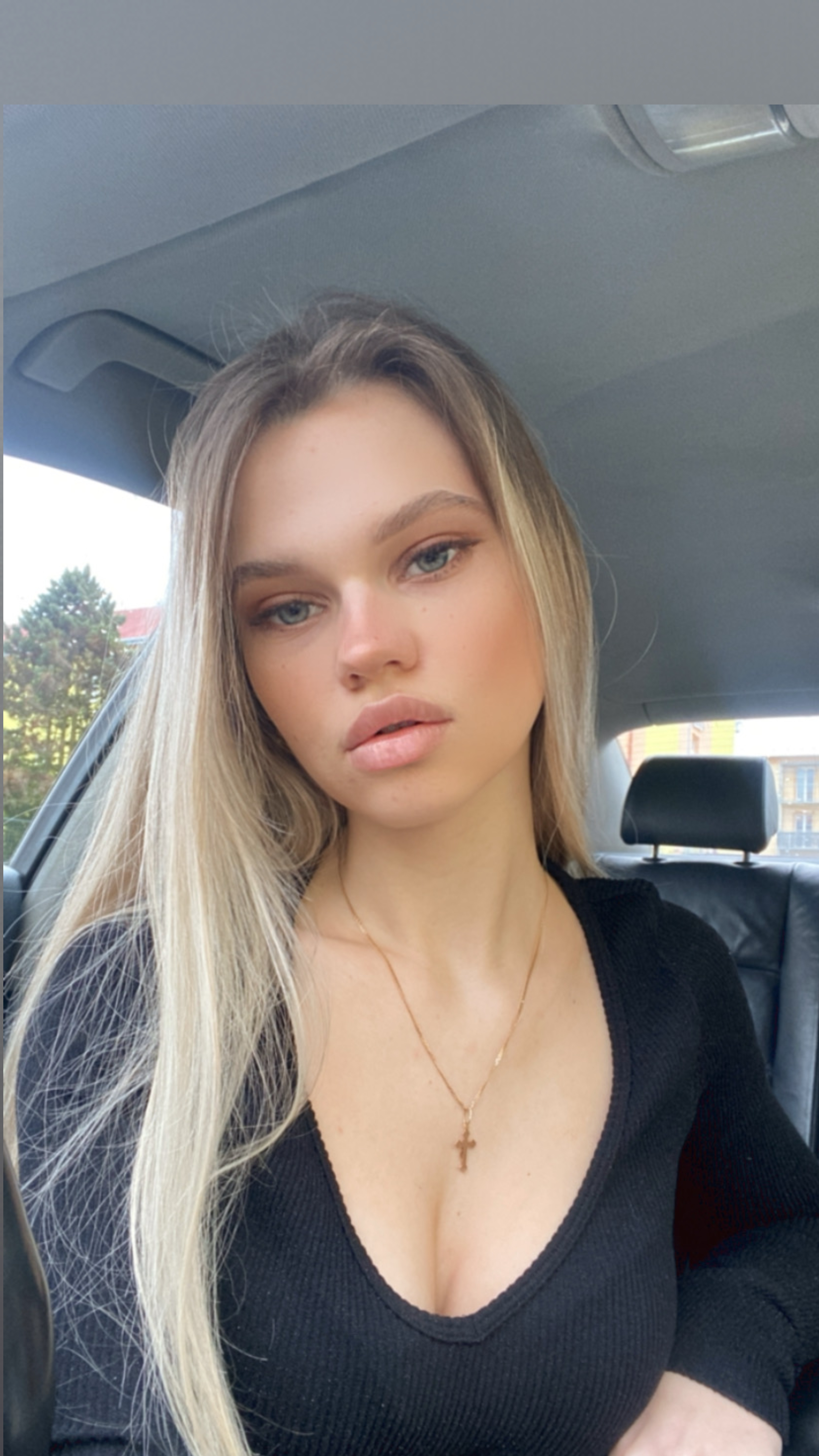 Emily Ross 😏🤗 — tattoo, free creator from Sofia | Find Her OF
