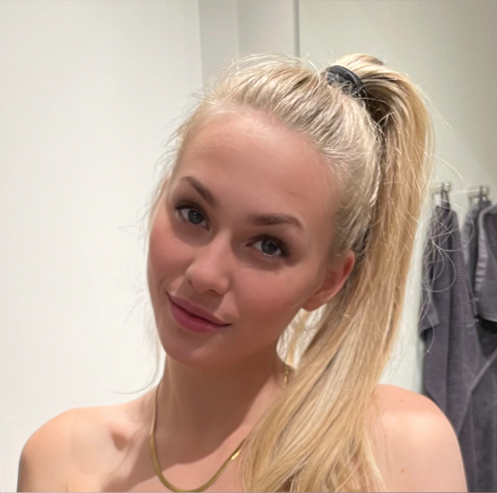 🦊 Emily 🇩🇰 FREE — couple creator from Copenhagen | Find Her OF