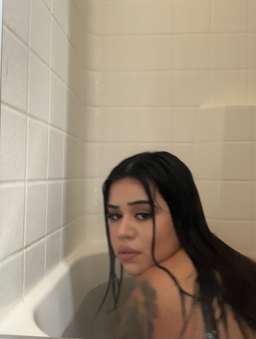 esmeralda — usa creator from Riverside | Find Her OF