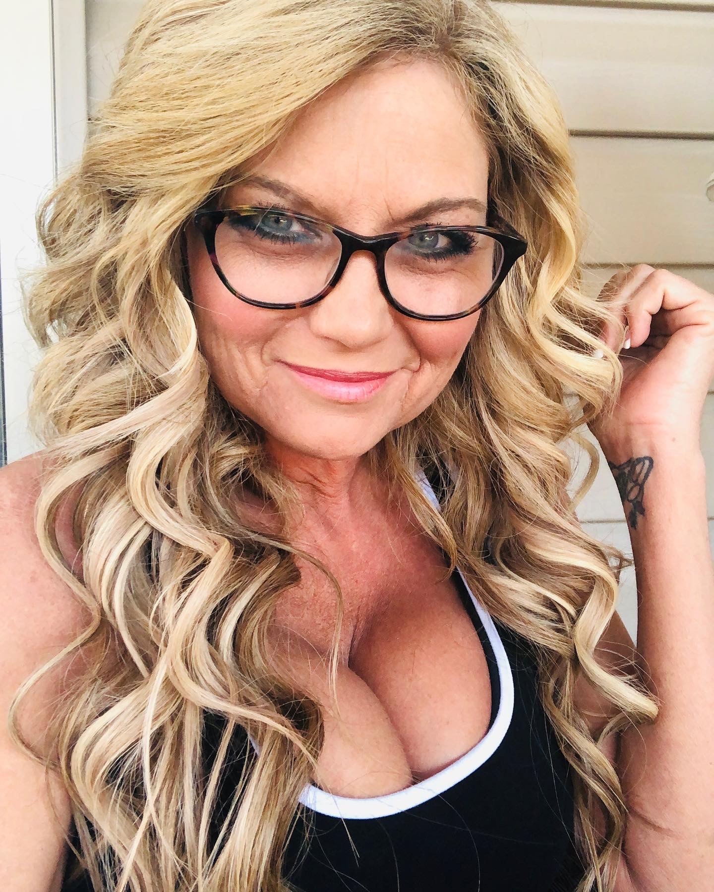 MiMi — granny creator from Alabama | Find Her OF