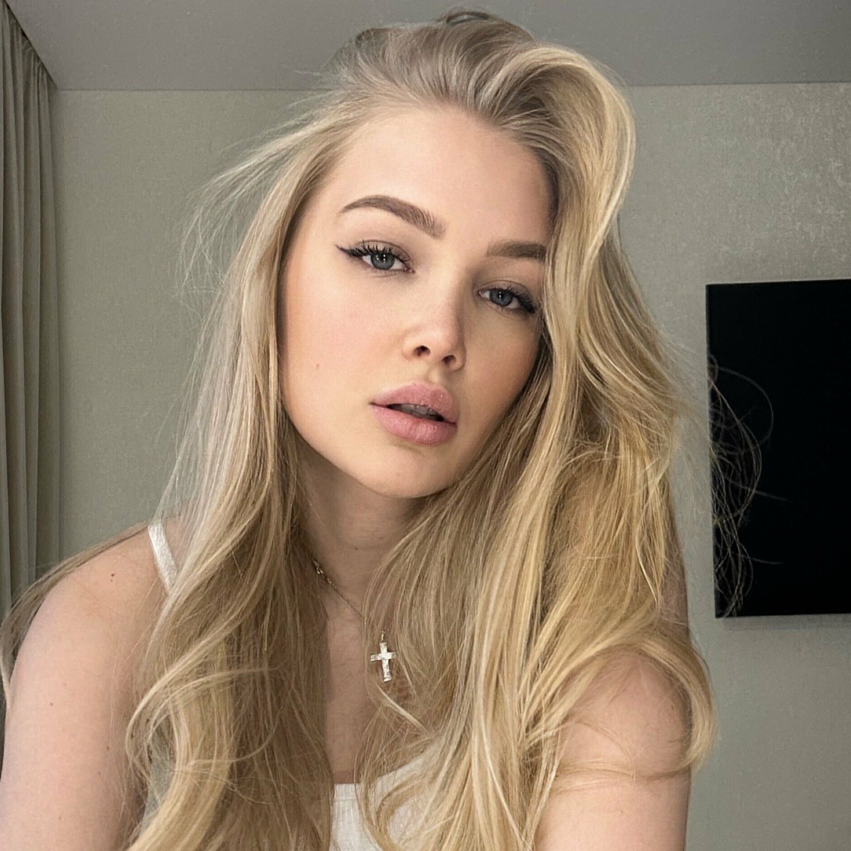𝙷𝚊𝚒𝚕𝚎𝚢🍒🔥 — petite, free creator from Ulm | Find Her OF