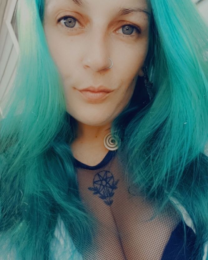 Heraraven Goddess — femdom, goth creator from Reading | Find Her OF