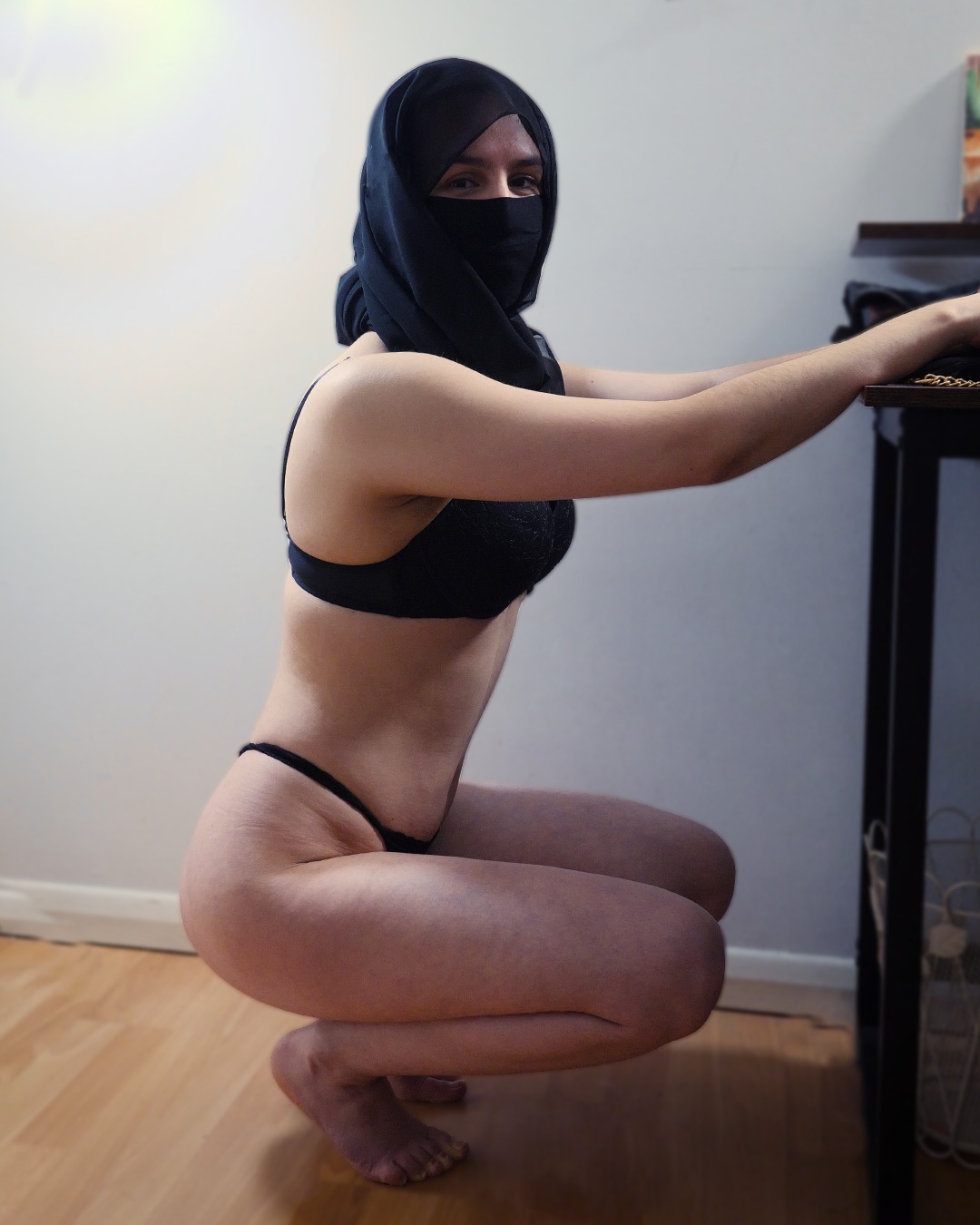 Hijabi Hanni (@hijabi_hanni) — hijab creator, 1 likes, 11 photos