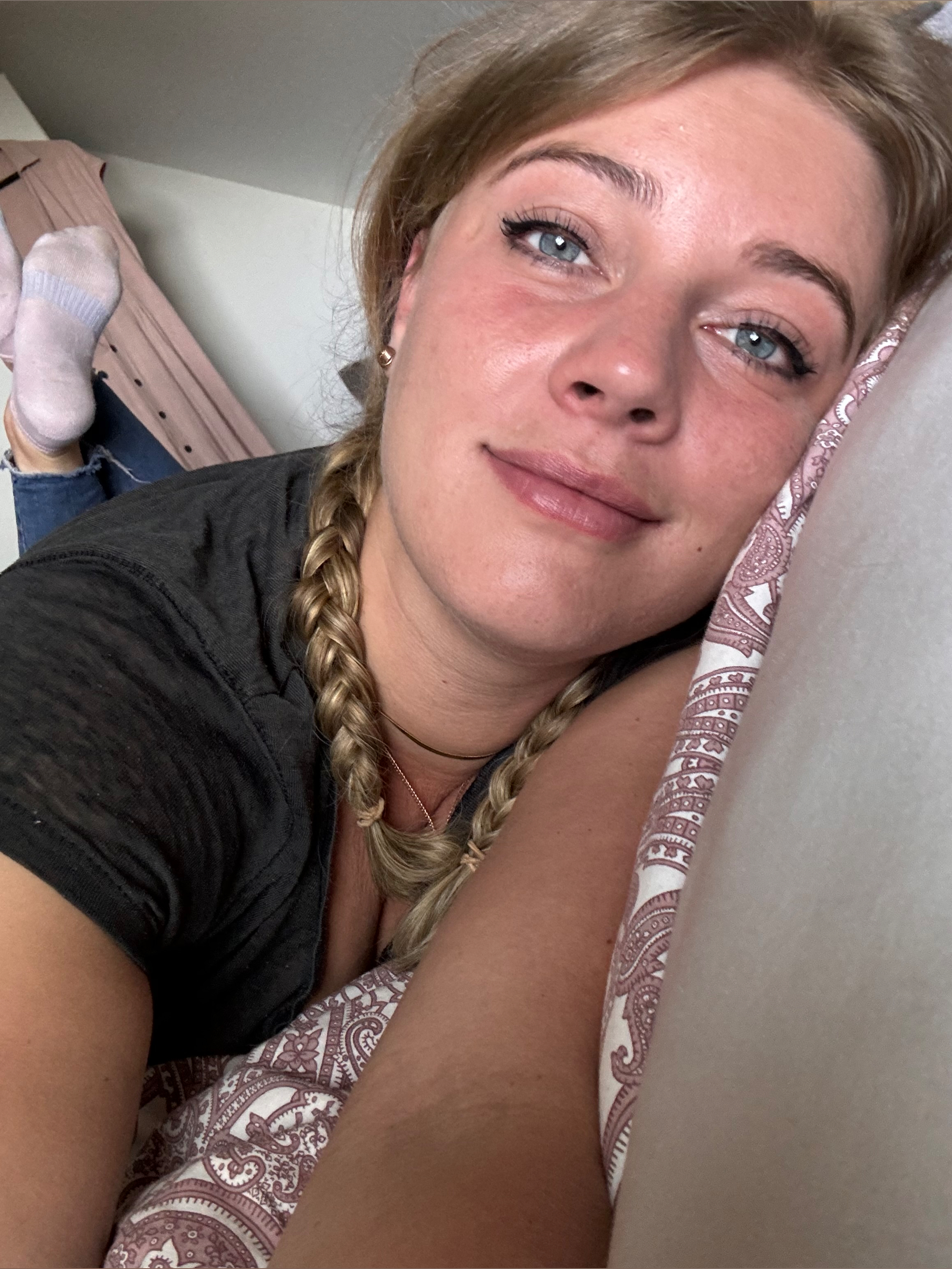 Honeybee — germany, feet creator from Lyon | Find Her OF