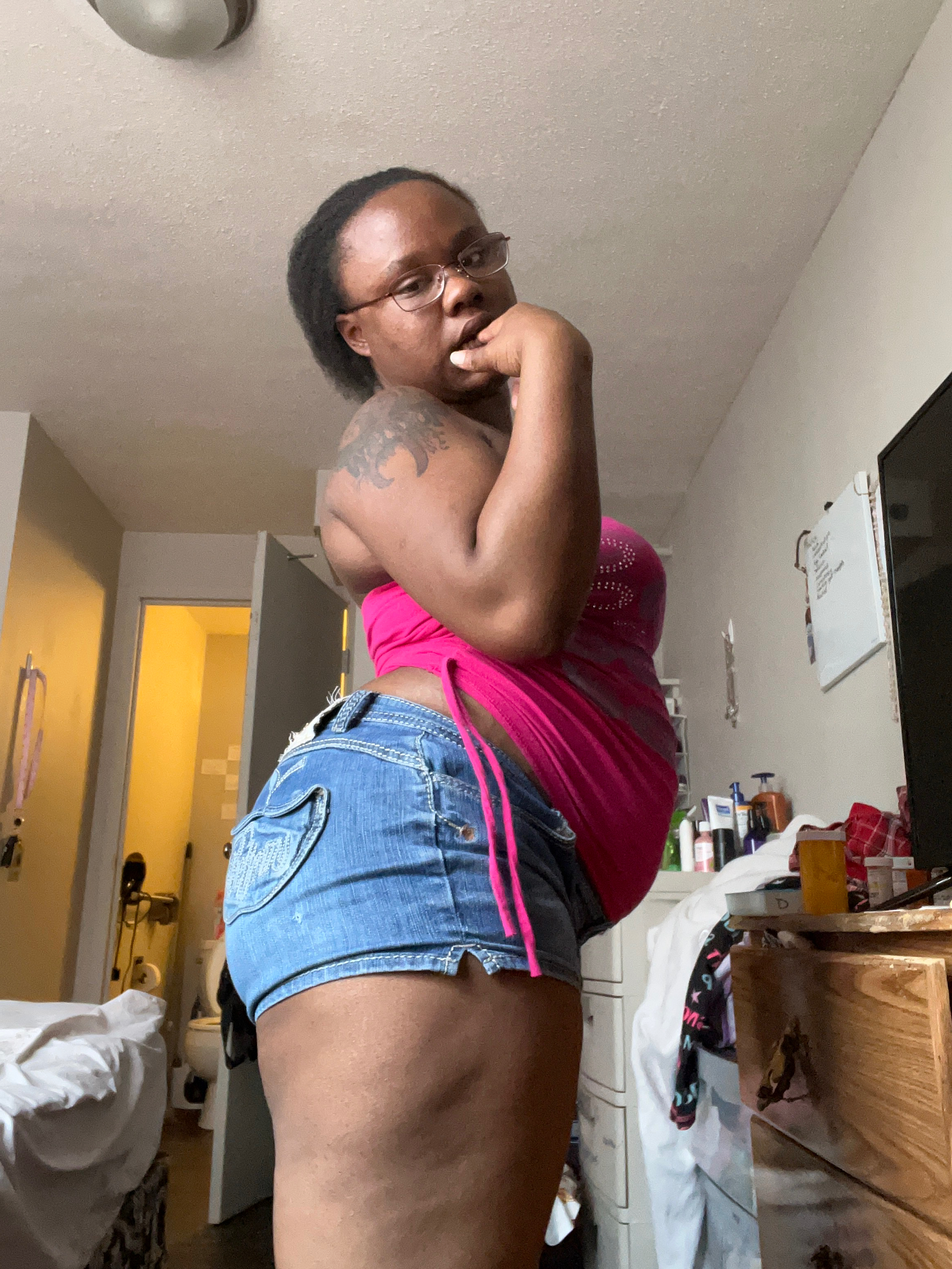 NiqNiqBad — curvy, ebony creator from Omaha | Find Her OF