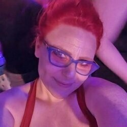 Molliefoxxx — new, curvy creator from Southampton | Find Her OF