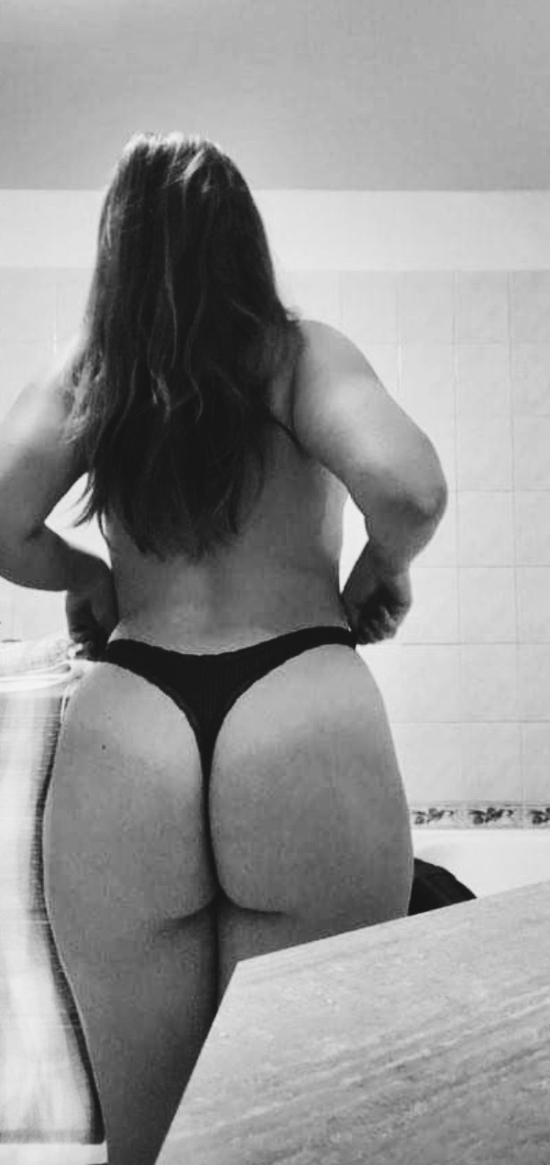 Juicy_Mia — free creator from Cologne | Find Her OF