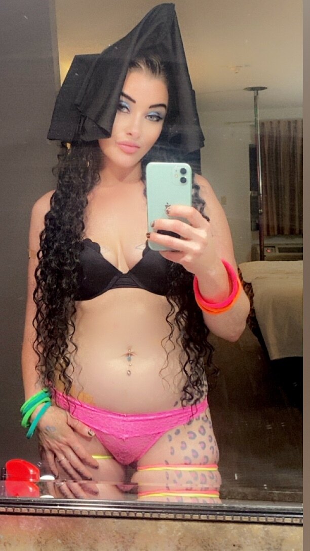 KikitheBae — tattoo, gfe creator from Mississippi | Find Her OF