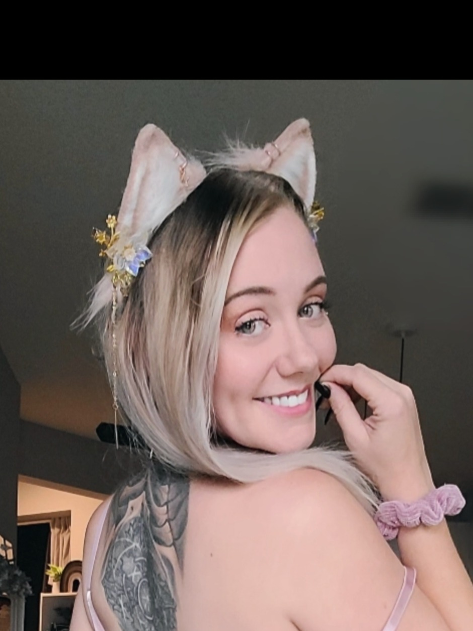 Kiku Kitten ♥ VIP OnlyFans creator from Tampa