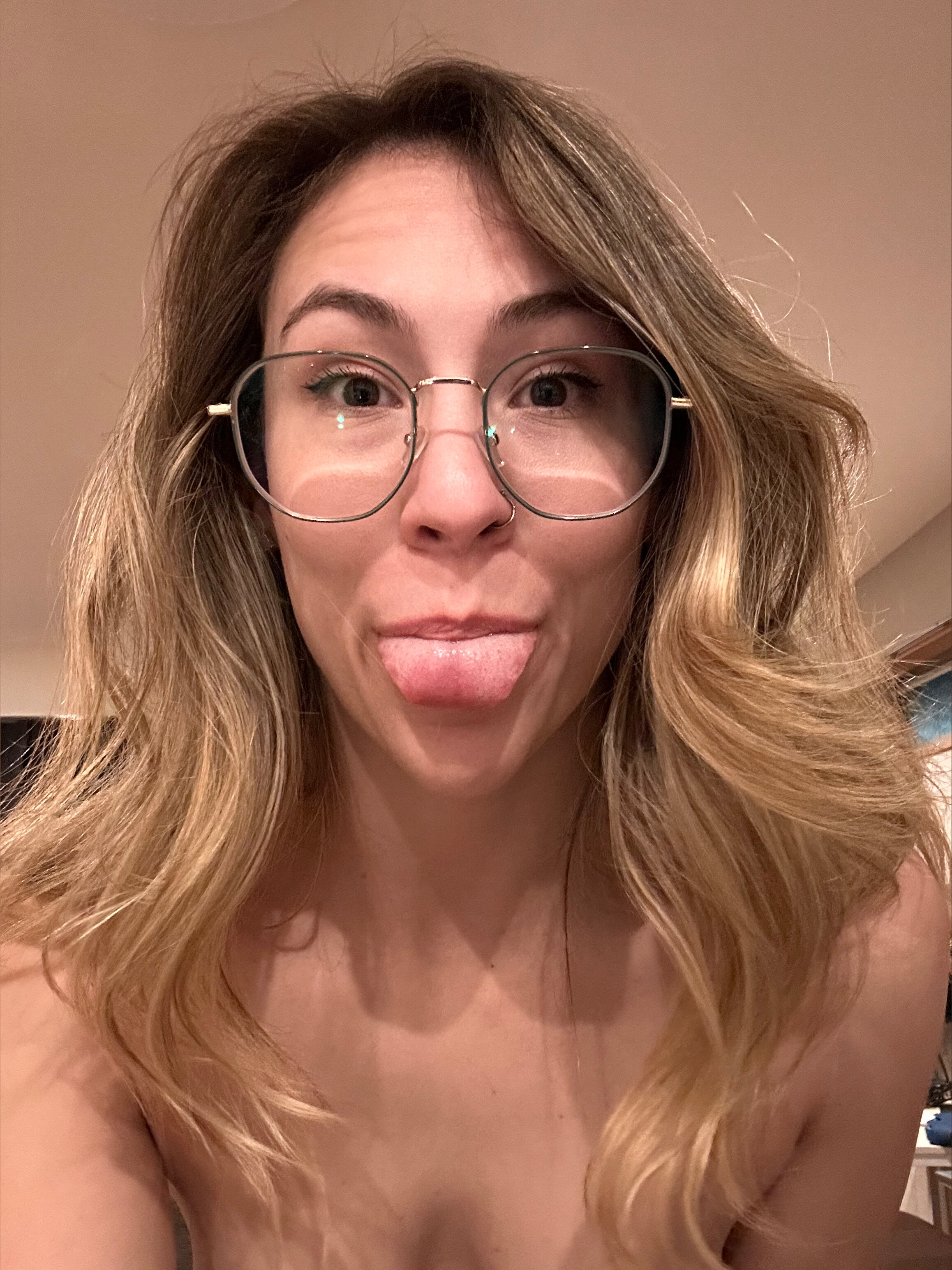 KissesBiK — gfe creator from Tokyo | Find Her OF