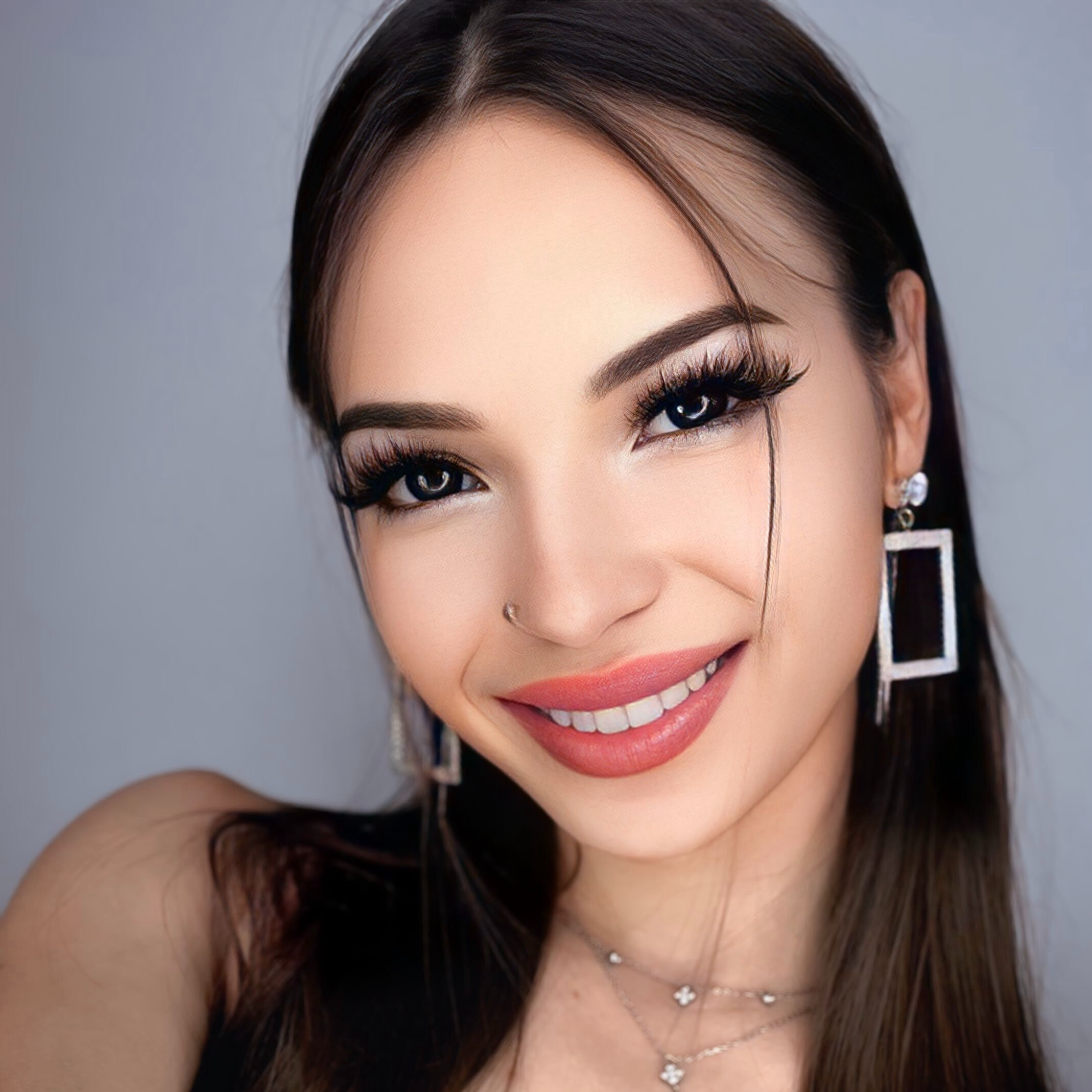Kris Maratova — couple, free creator from Berlin | Find Her OF