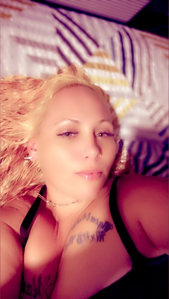 Ladi33 Thickn3ss — new, curvy creator from Riverside | Find Her OF