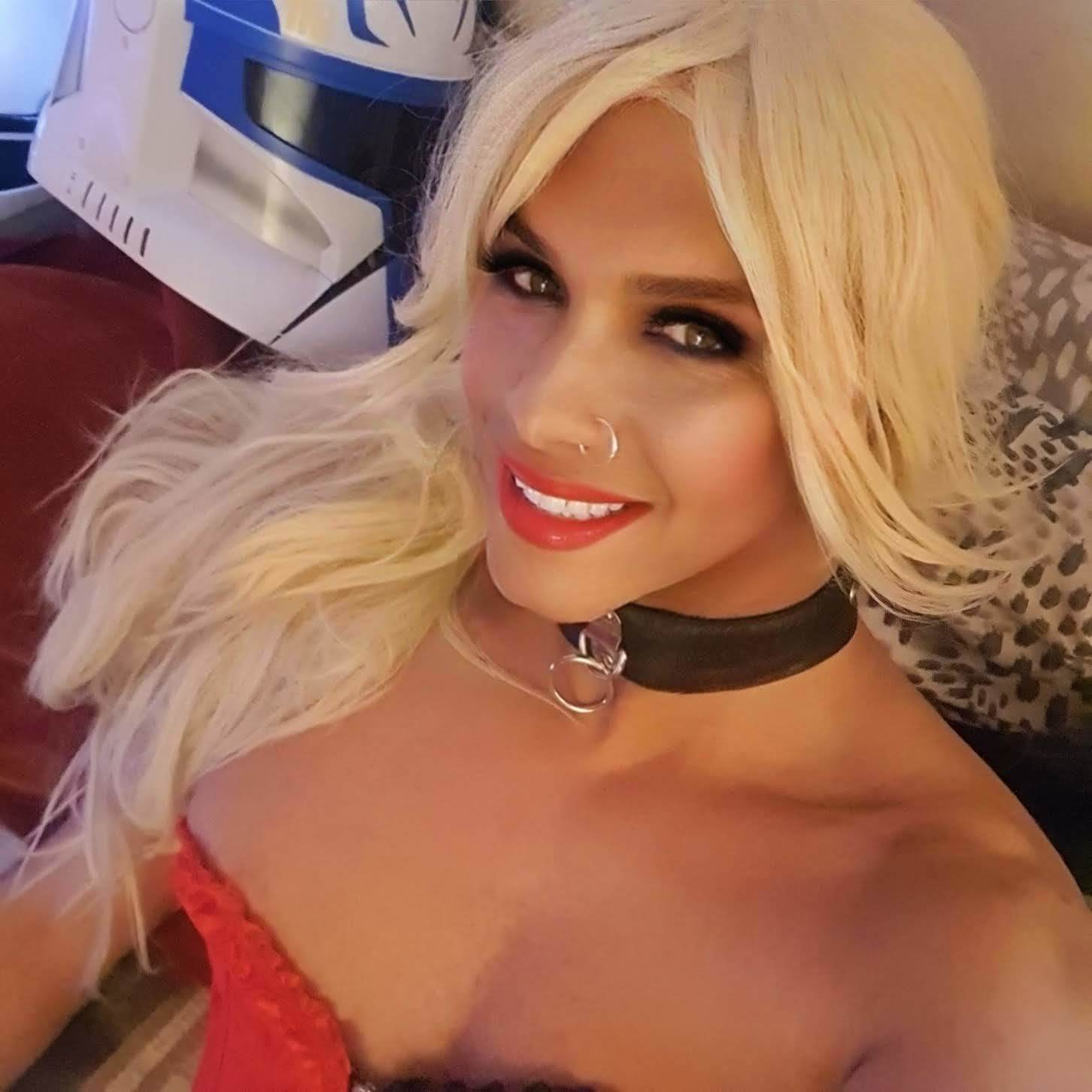 Lana_50 vers Shemale — trans creator from Brighton | Find Her OF