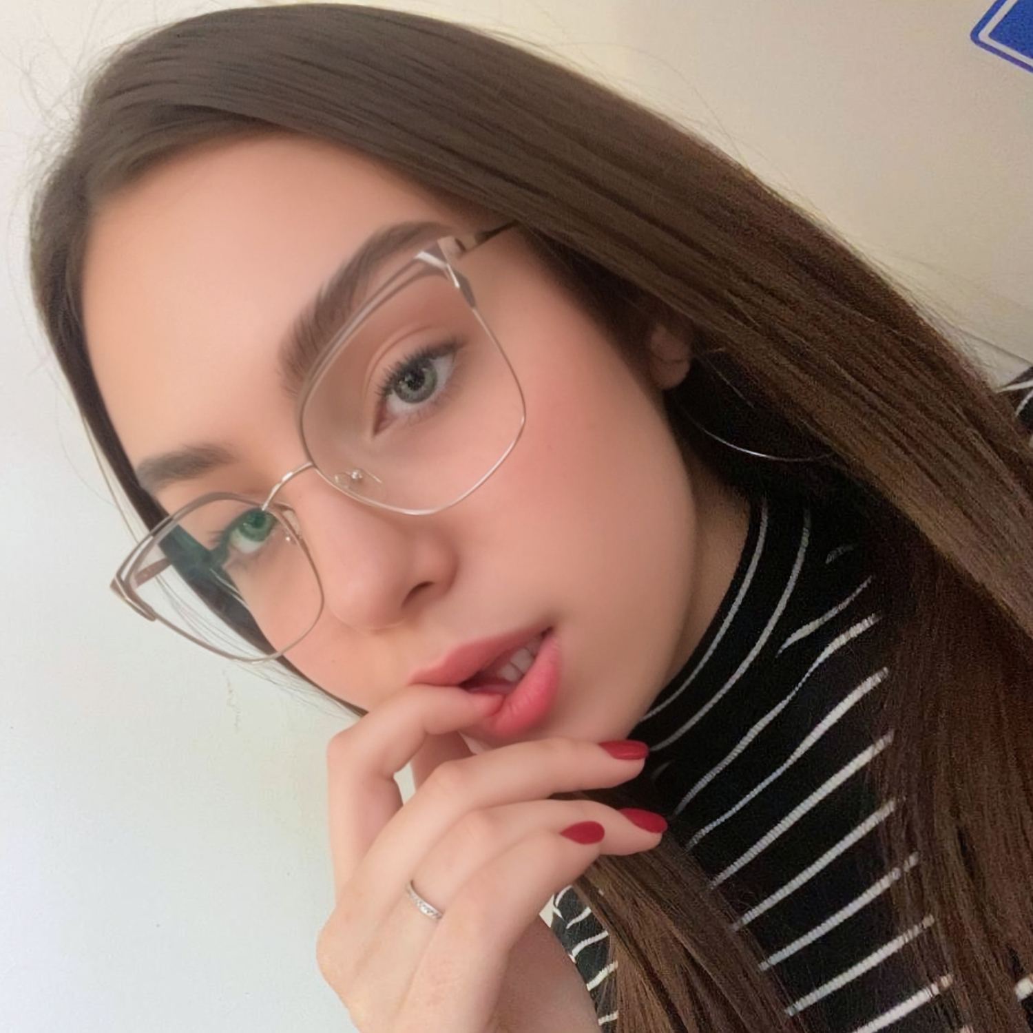 Leia Wild 🍇 — new, teen creator from Munich | Find Her OF