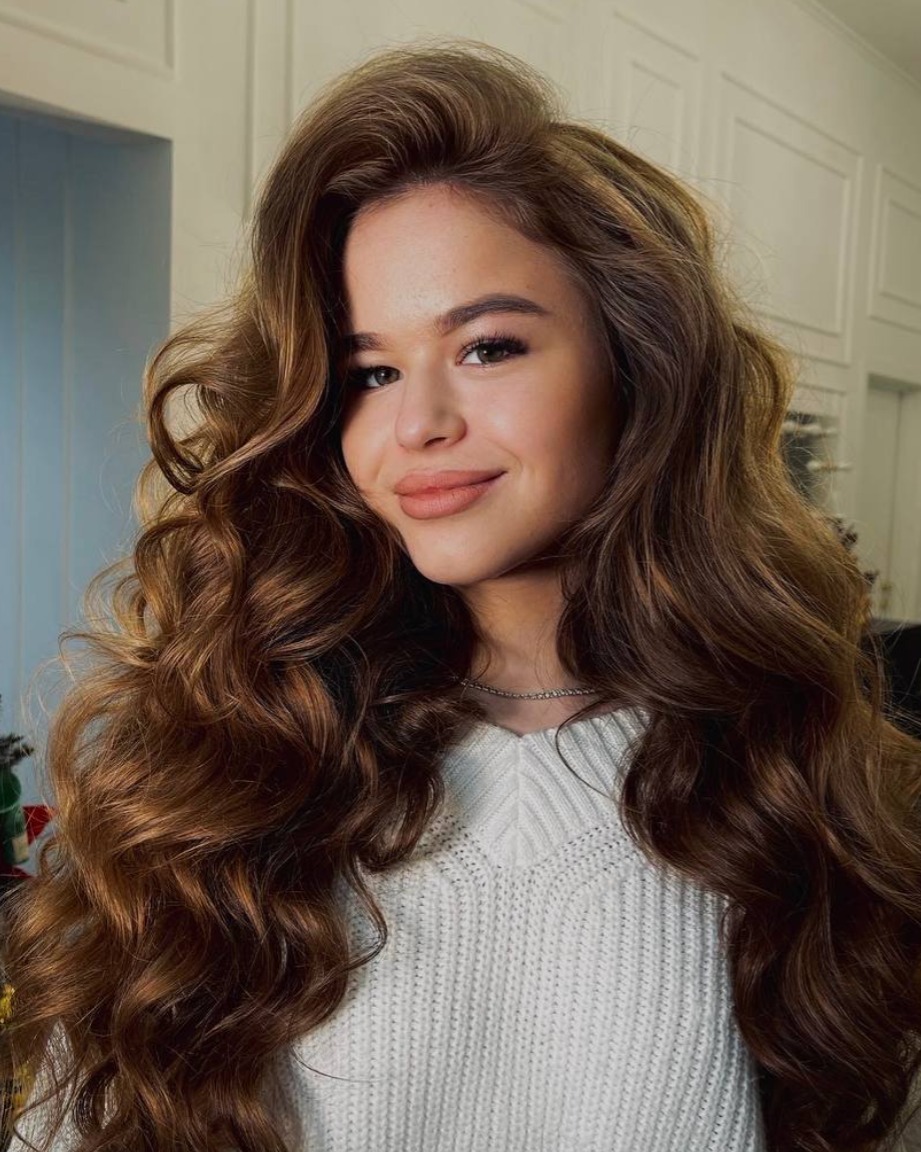 Lily Moon — new, teen creator from Lviv | Find Her OF