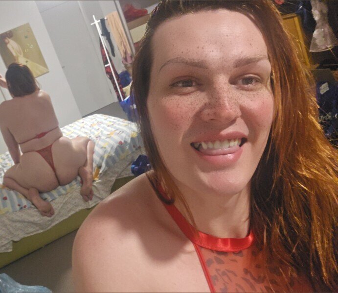 Lindsii — couple creator from Wollongong | Find Her OF