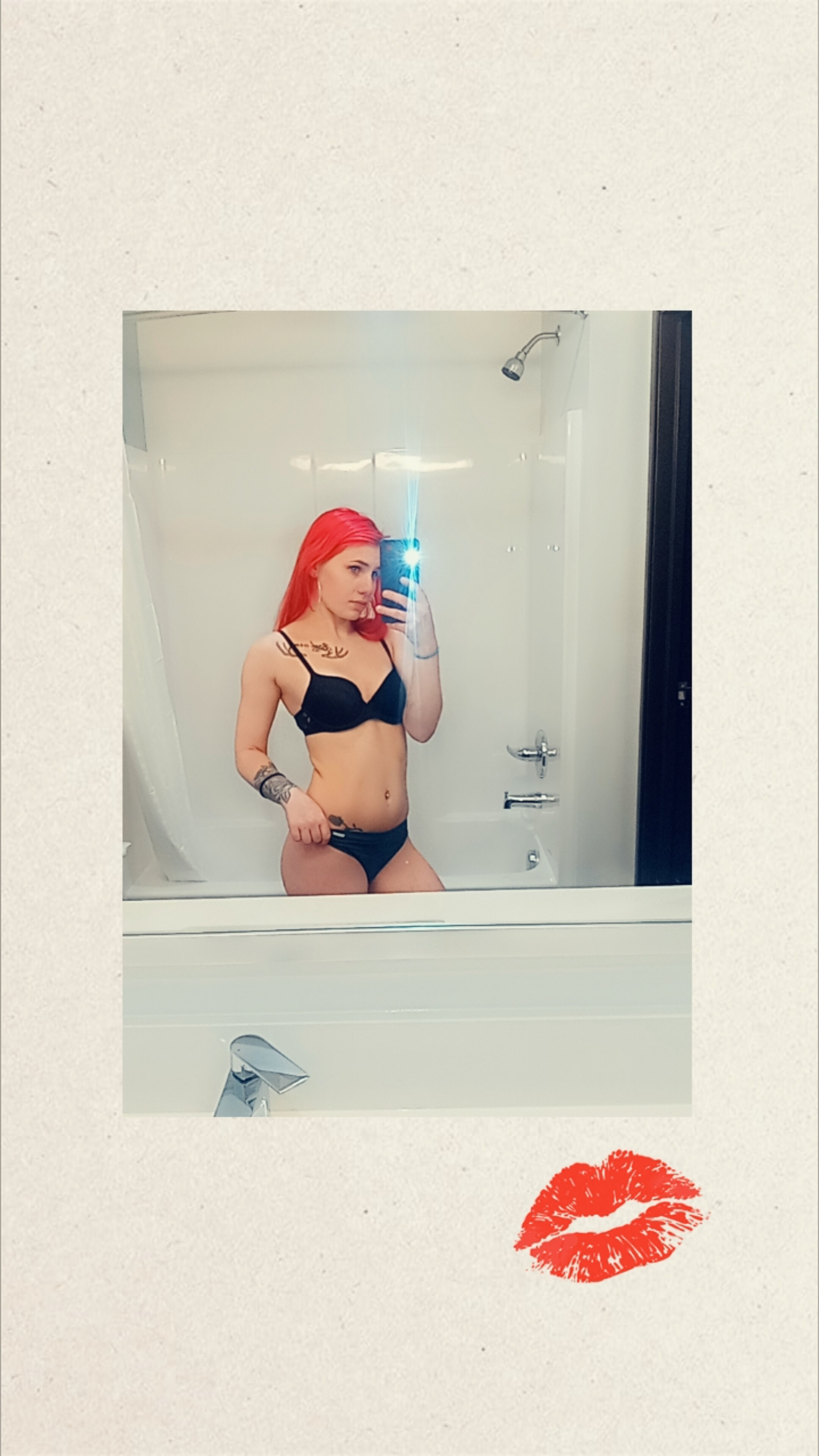Little bit💋🥵 — petite creator from Cedar Rapids | Find Her OF