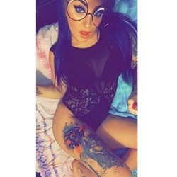 Machalajade — petite, tattoo creator from Portsmouth | Find Her OF