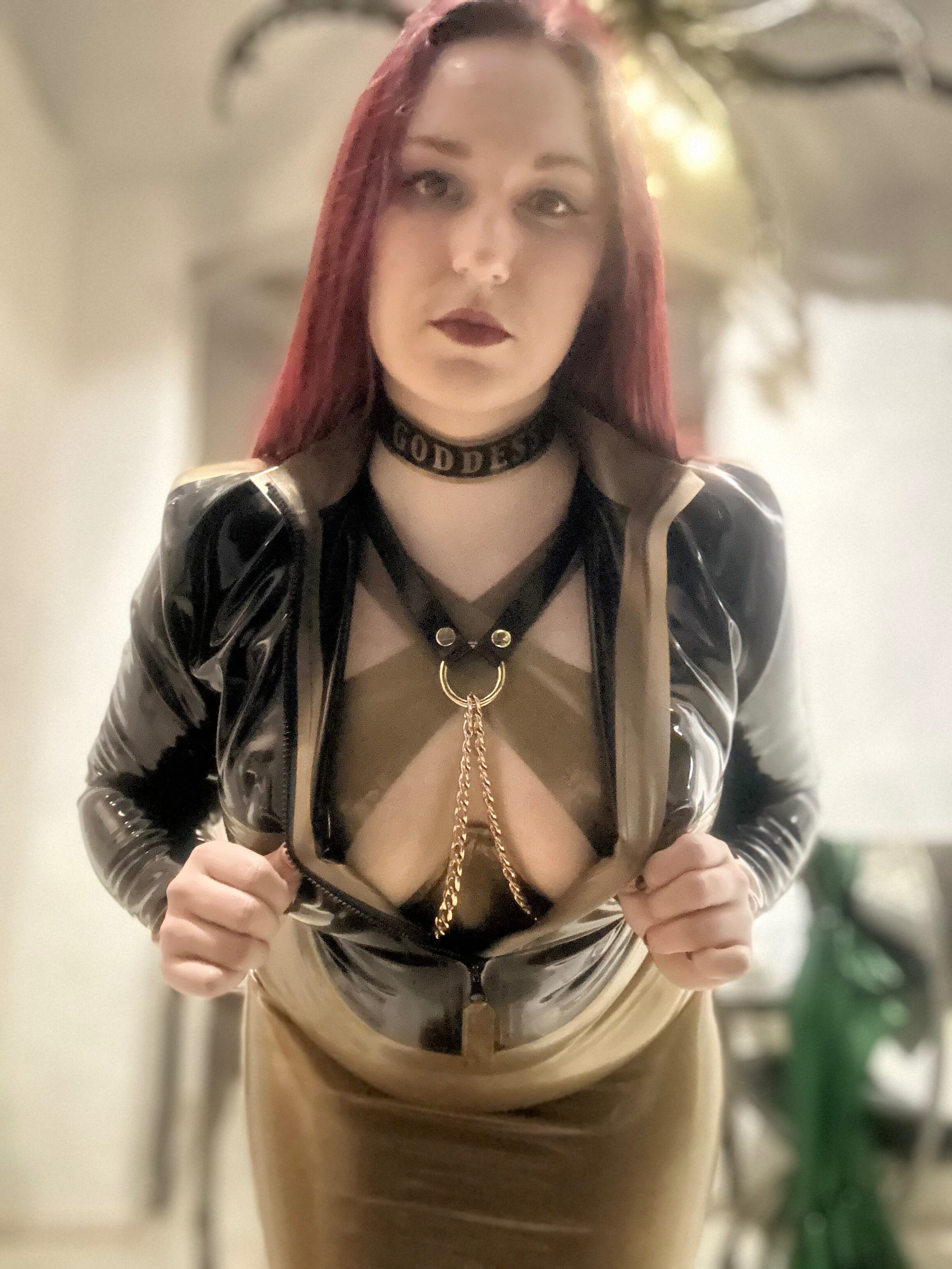 Mistress Megan Bound — couple creator from Leipzig | Find Her OF