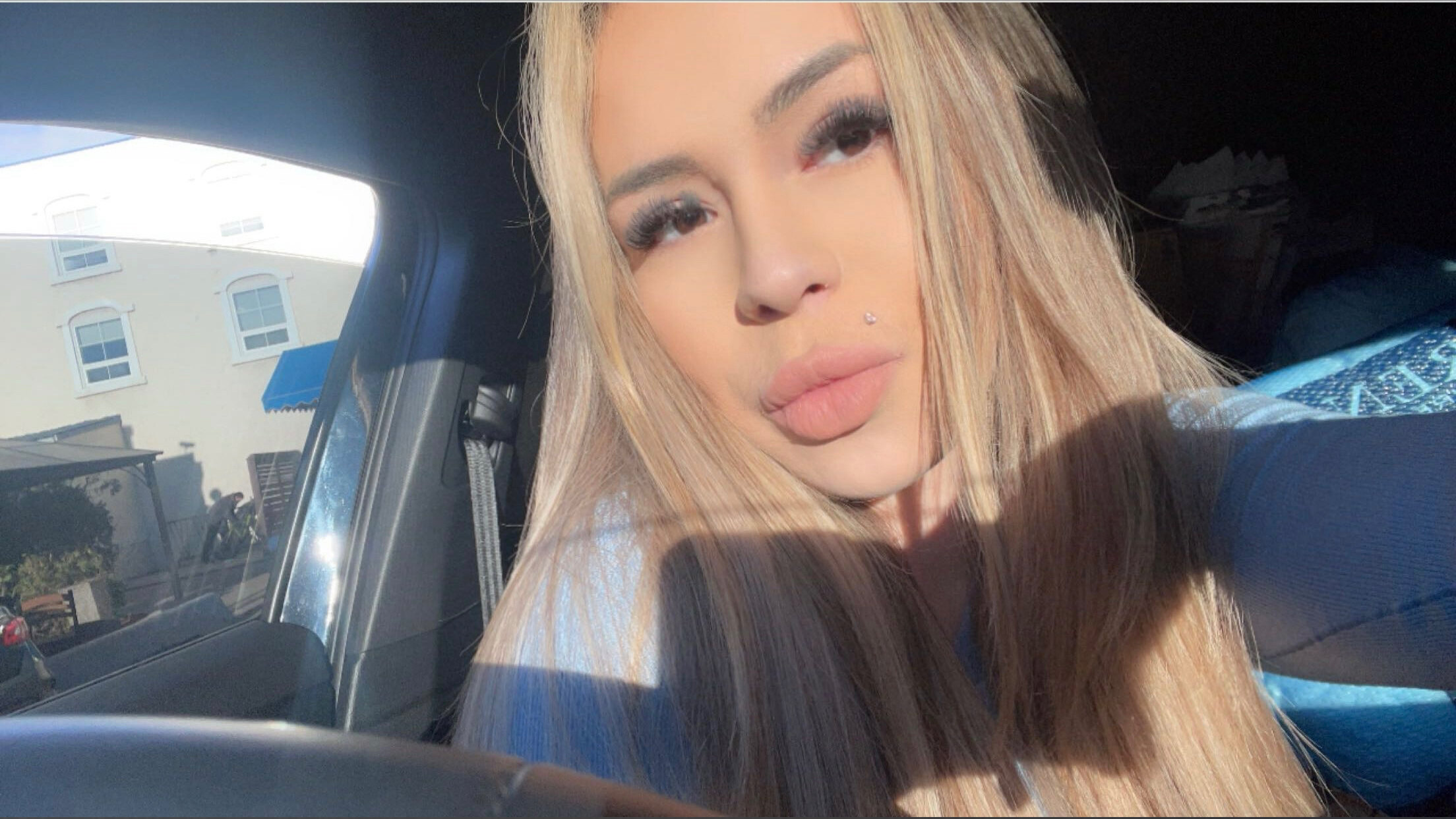 Khloe OnlyFans creator from Edmonton