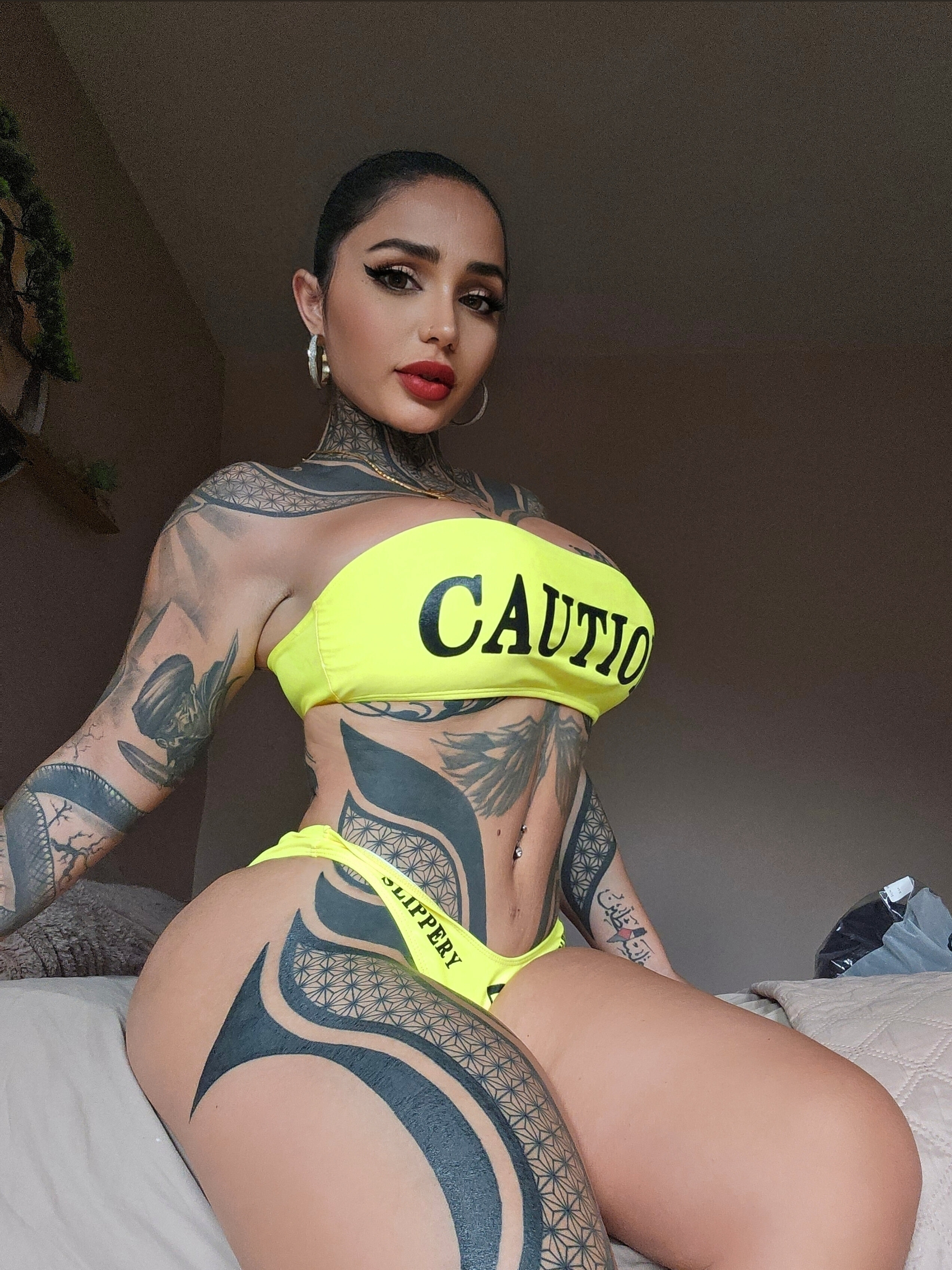 FEMD🅾️M  -  R🅾️LEPLAY  -  F🅰️NTASY 💭 — bdsm, couple creator from Amsterdam | Find Her OF