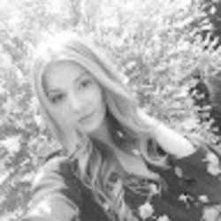 Nina🤍 — couple creator from Hamburg | Find Her OF