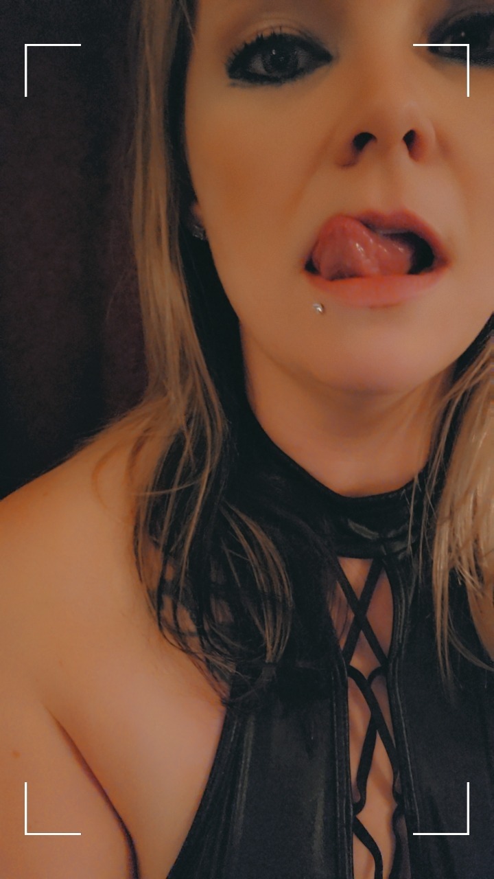 ohfukobeyyy — femdom, uk creator from West Virginia | Find Her OF