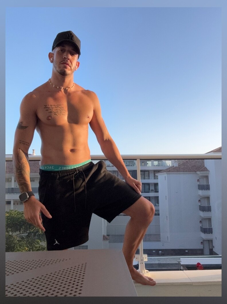 OmarXL — new creator from Santa Cruz de Tenerife | Find Her OF